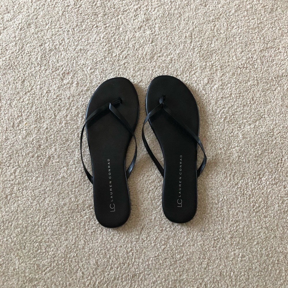 Lauren Conrad Black Flip Flops